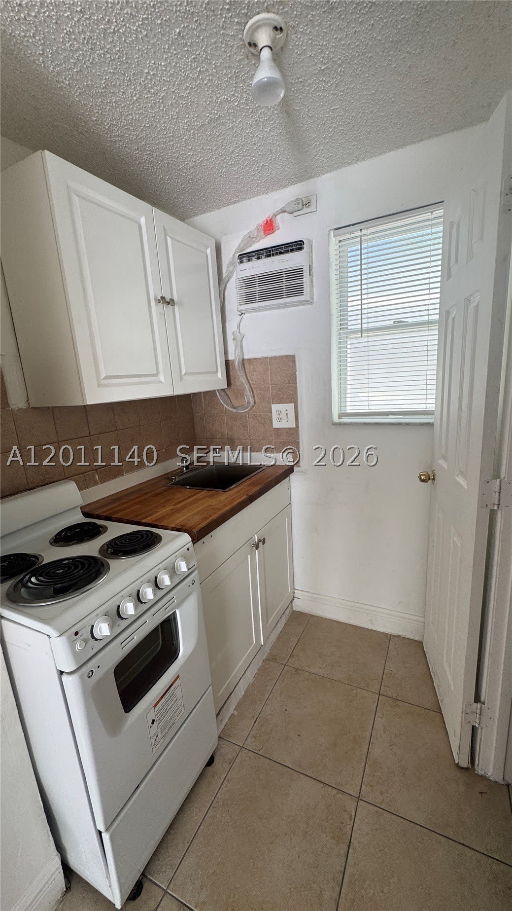 921 N 17th Ct – photo 5