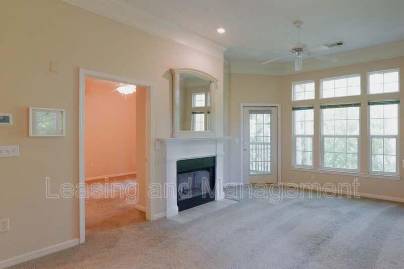 1035 Telfair Way – photo 2