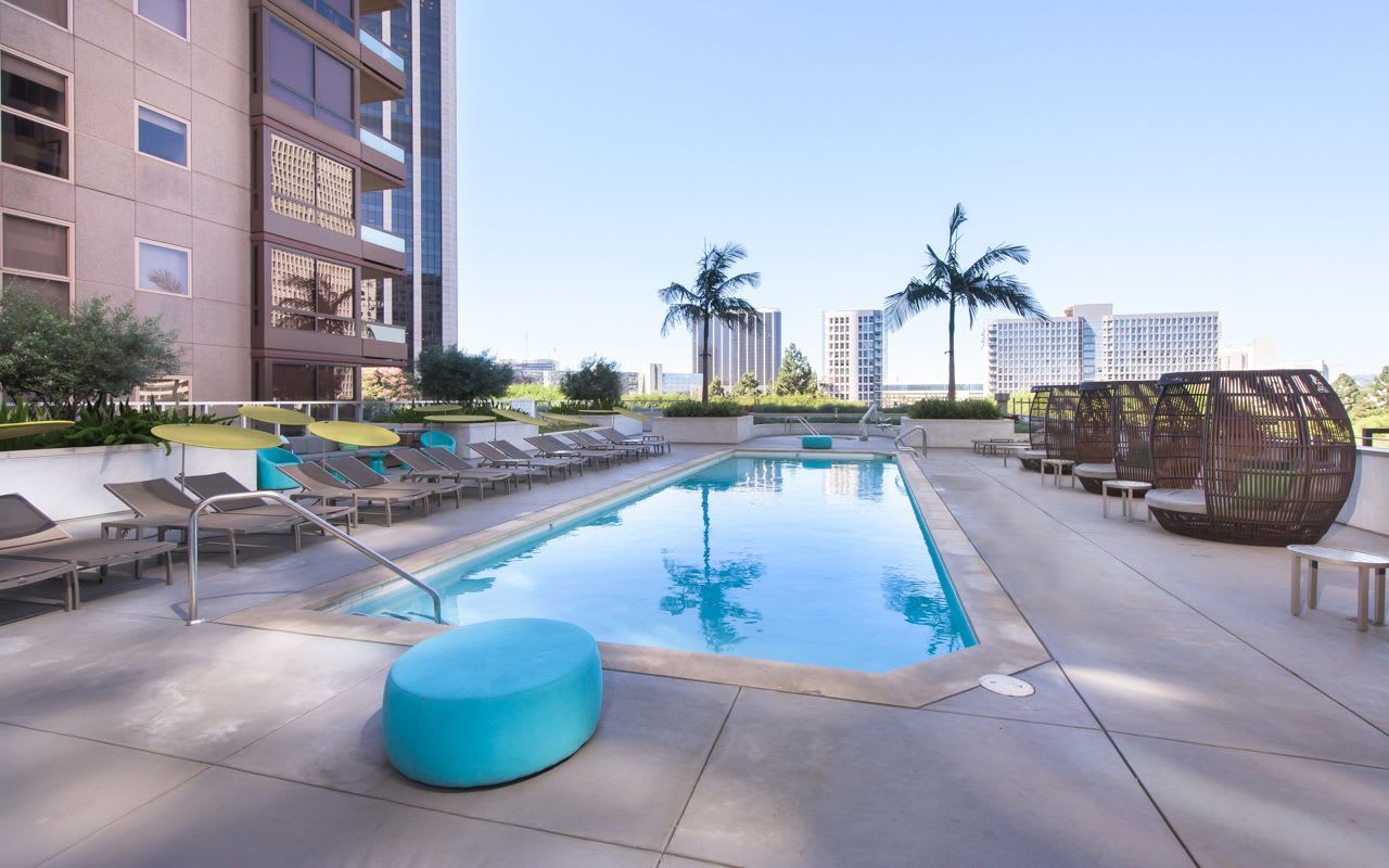 255 Grand – photo 2