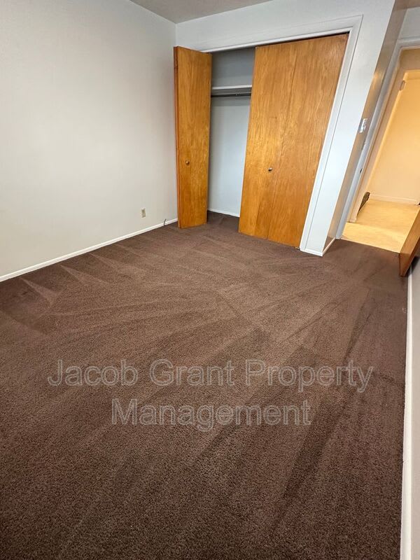 135 W Fremont Ave – photo 4