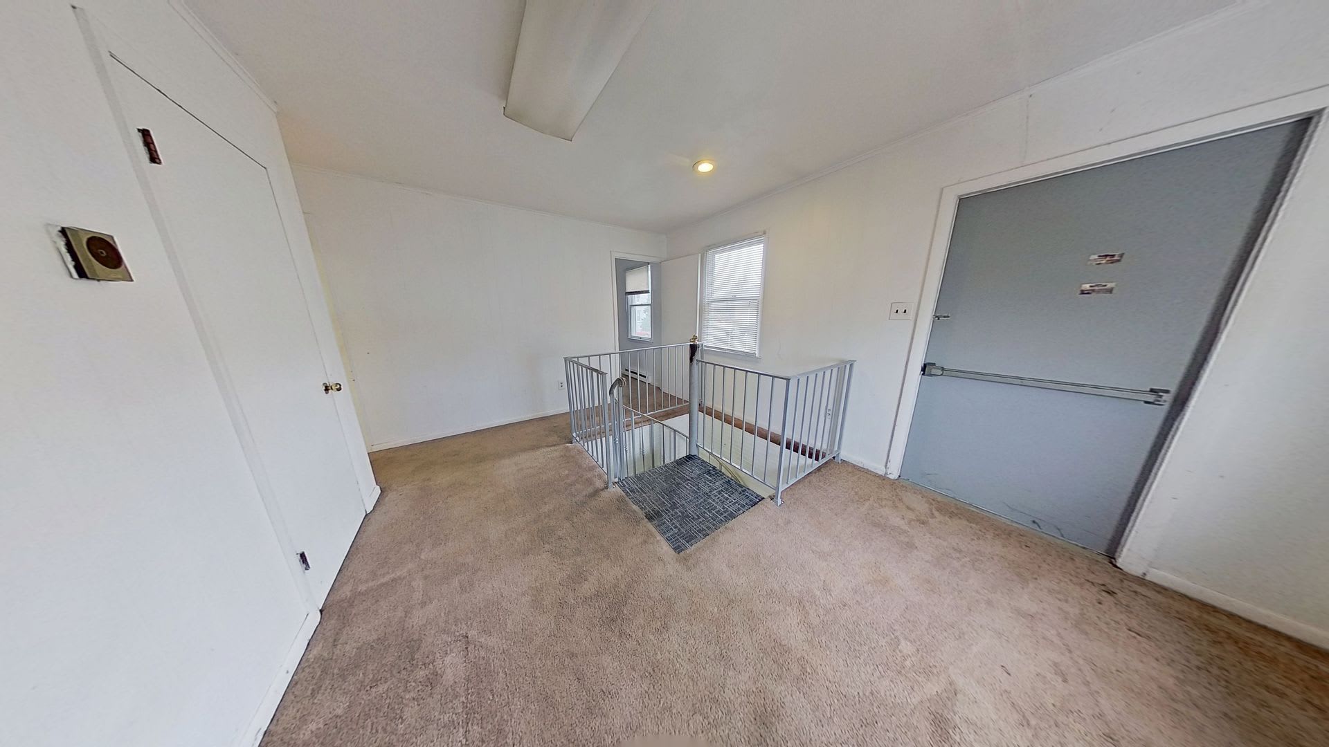 Unique 2 Bedroom Apartment – photo 5