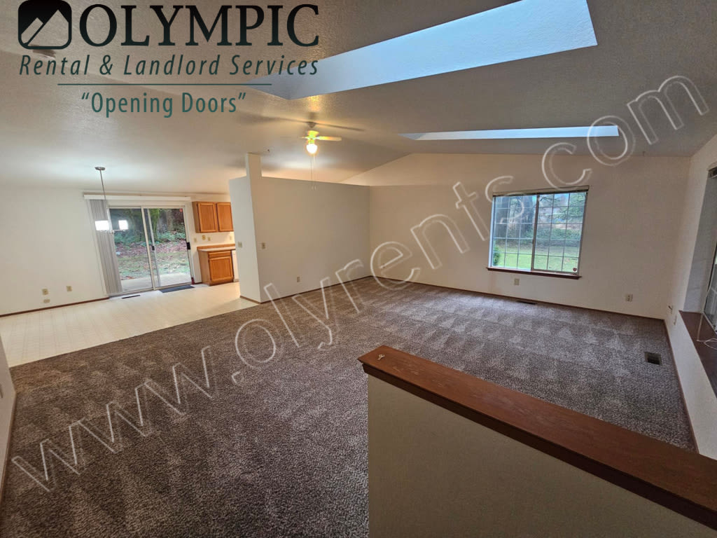 1448 Mix St Nw – photo 3