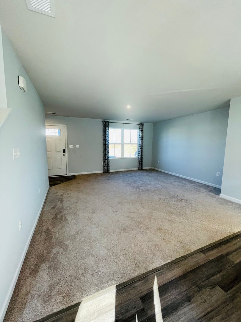 ***HALF OFF FIRST MONTHS RENT*** Single Family Home for Rent in Cobblers Valley! – photo 5