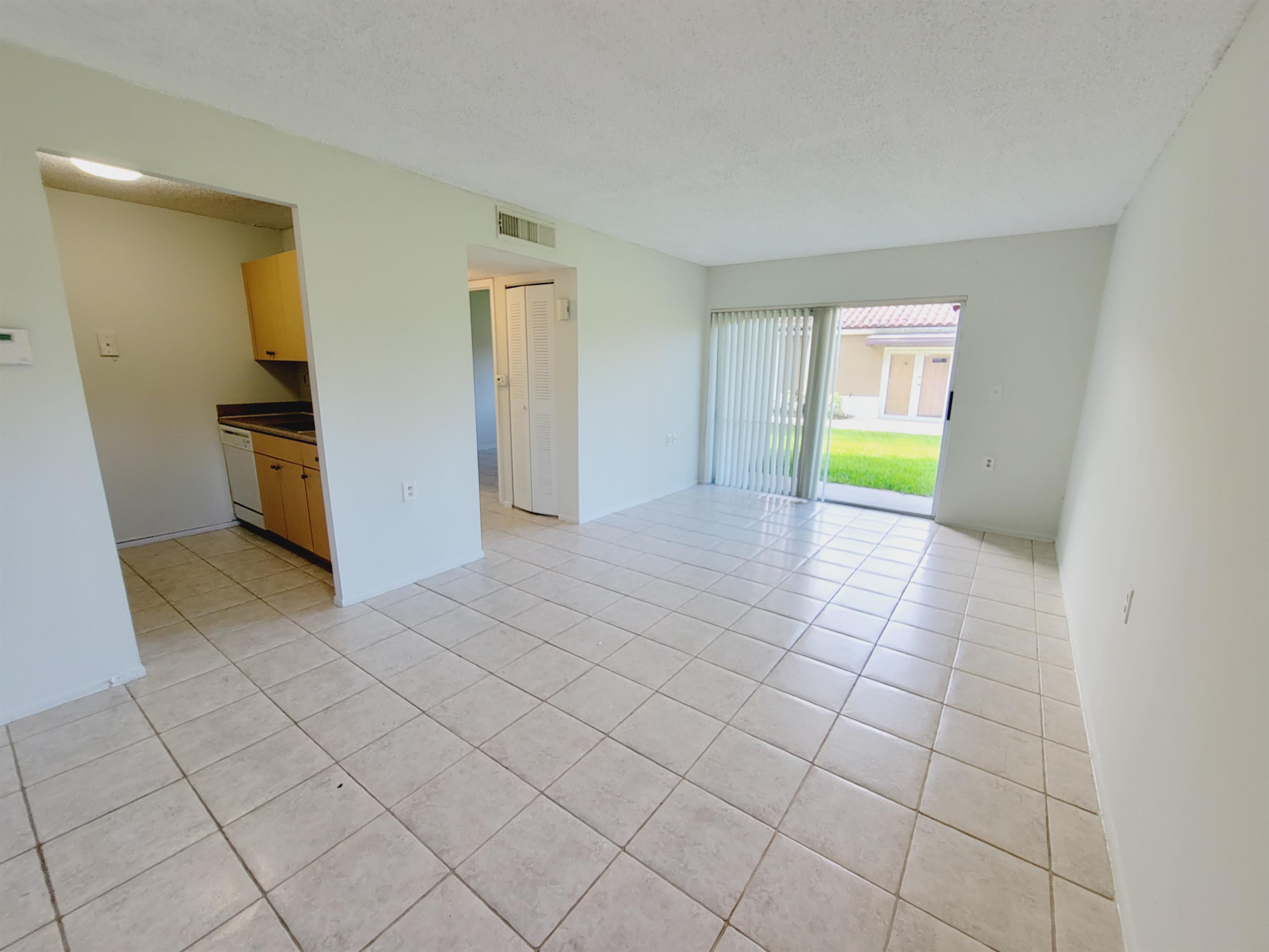 1089 N Benoist Farms Road, #102 – photo 5