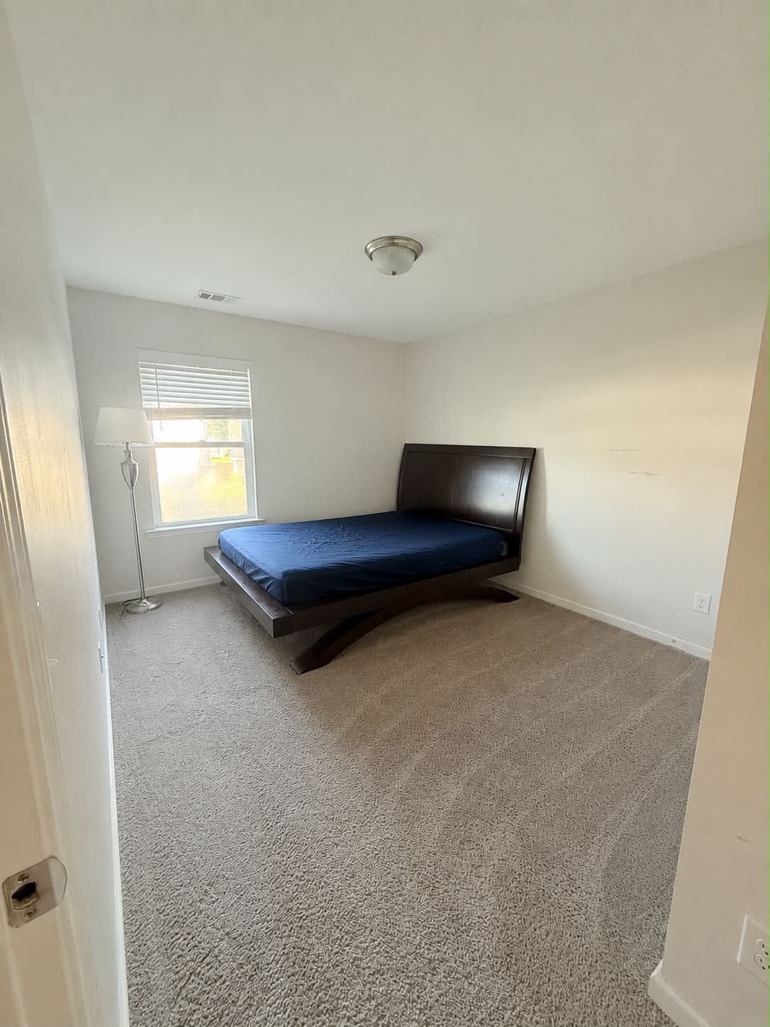 133 Orkney Road – photo 4