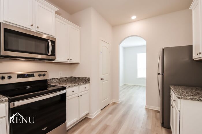 10482 Sweetwater Creek Drive – photo 3