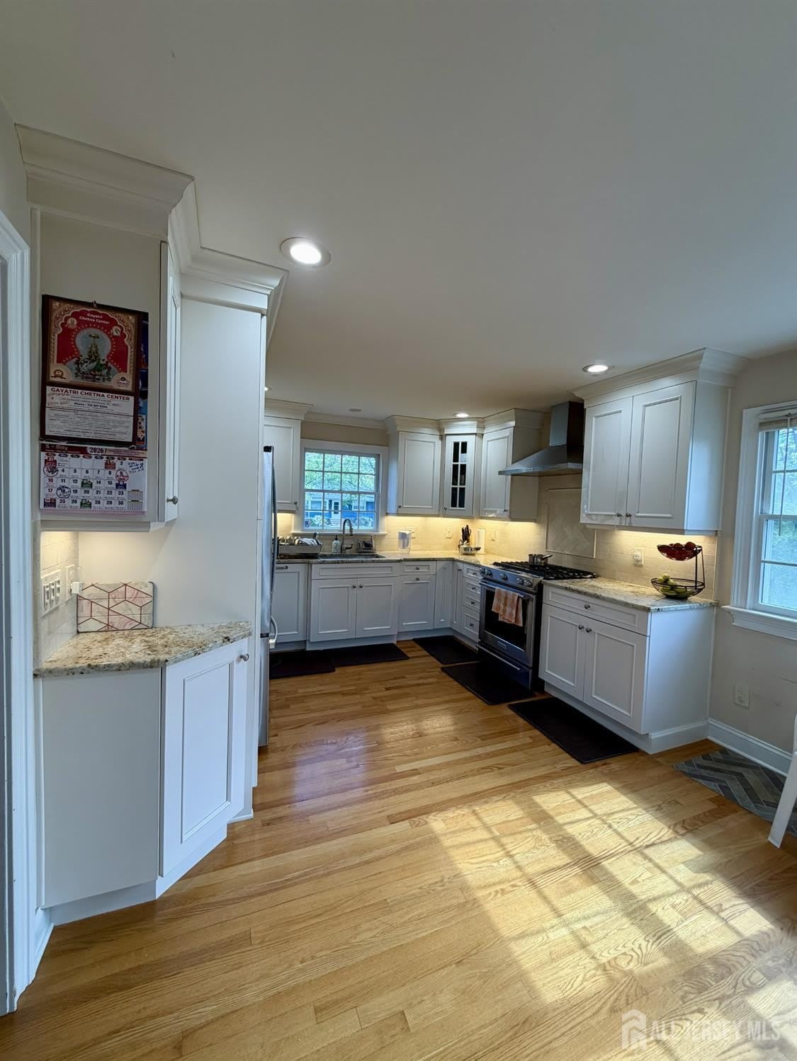 214 Rivercrest Drive – photo 1