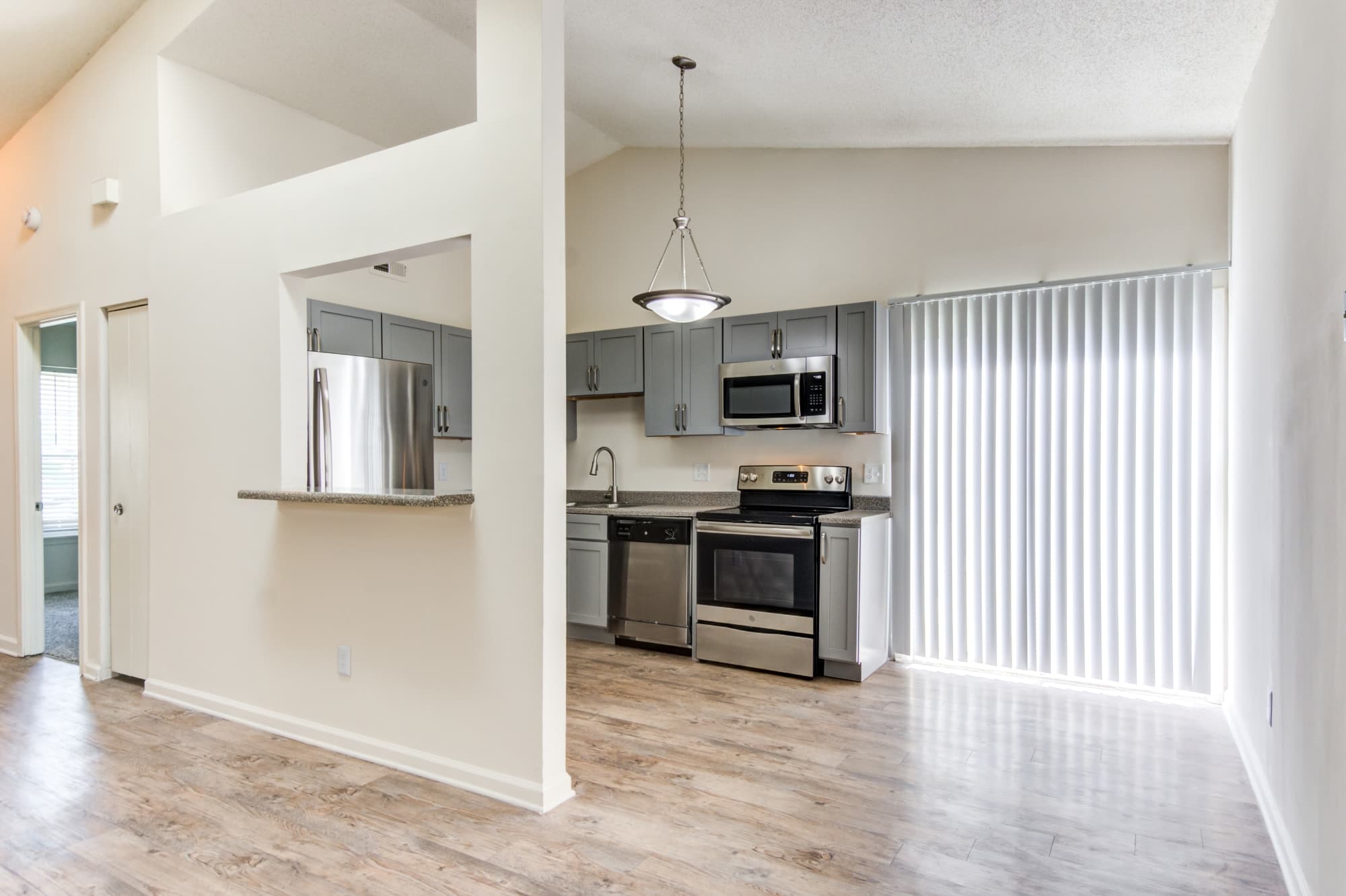 Seawall Apartments & Townhomes – photo 3