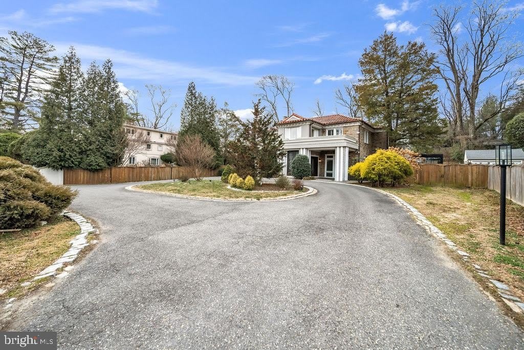 5306 BRADLEY Boulevard – photo 2