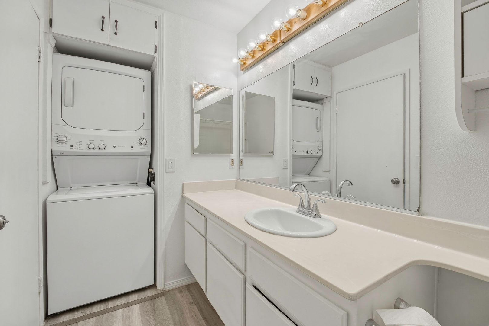 FALL IN LOVE with Highland Park Living! – photo 4
