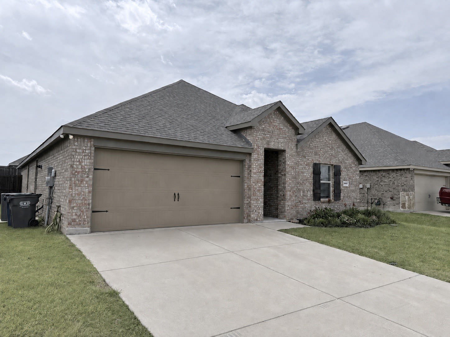 1602 Maple Ridge Drive – photo 1