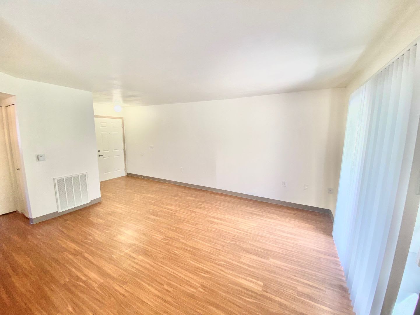 Aspen Court Apartments – photo 4