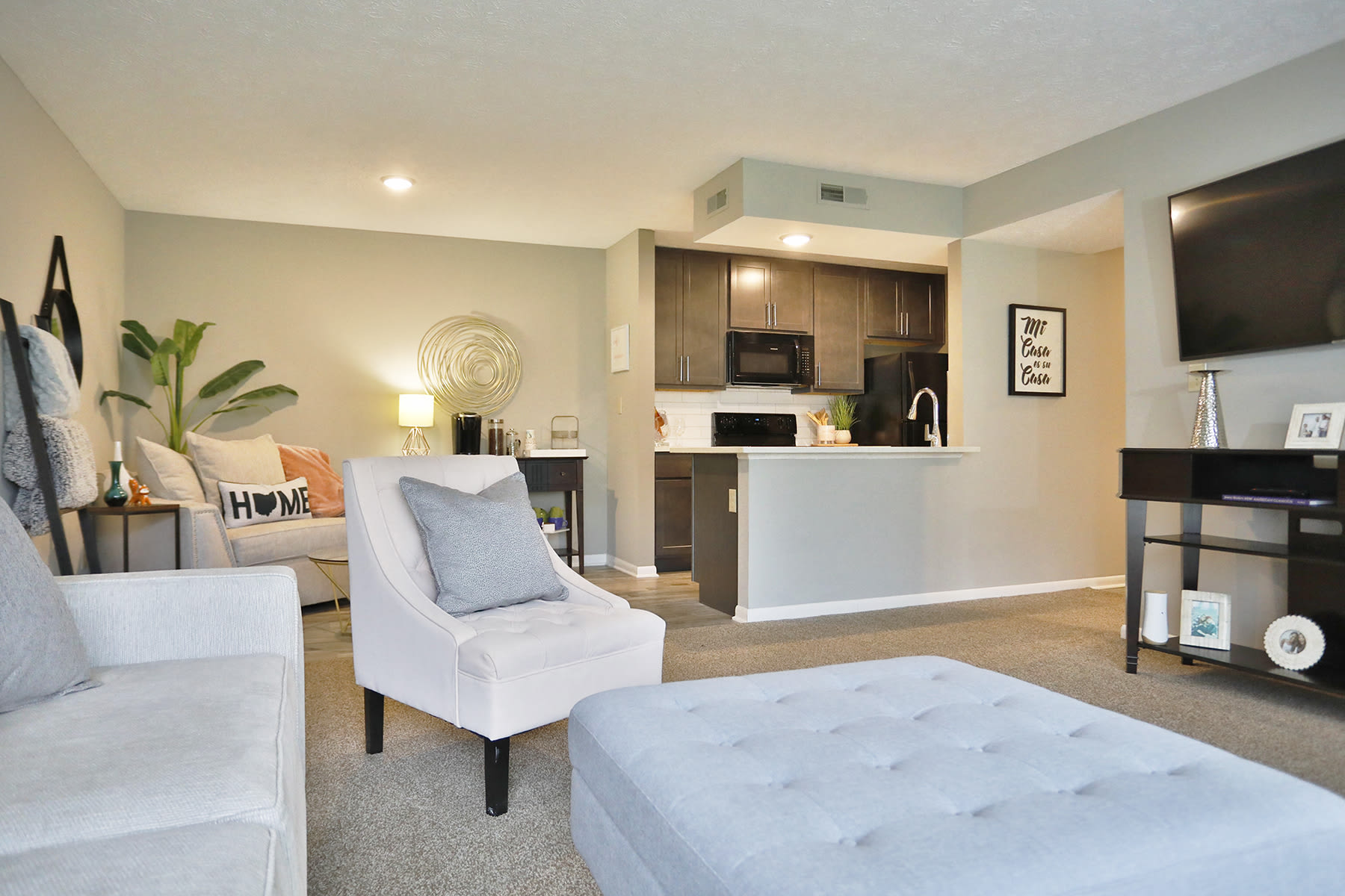 Fox Chase Apartments – photo 2