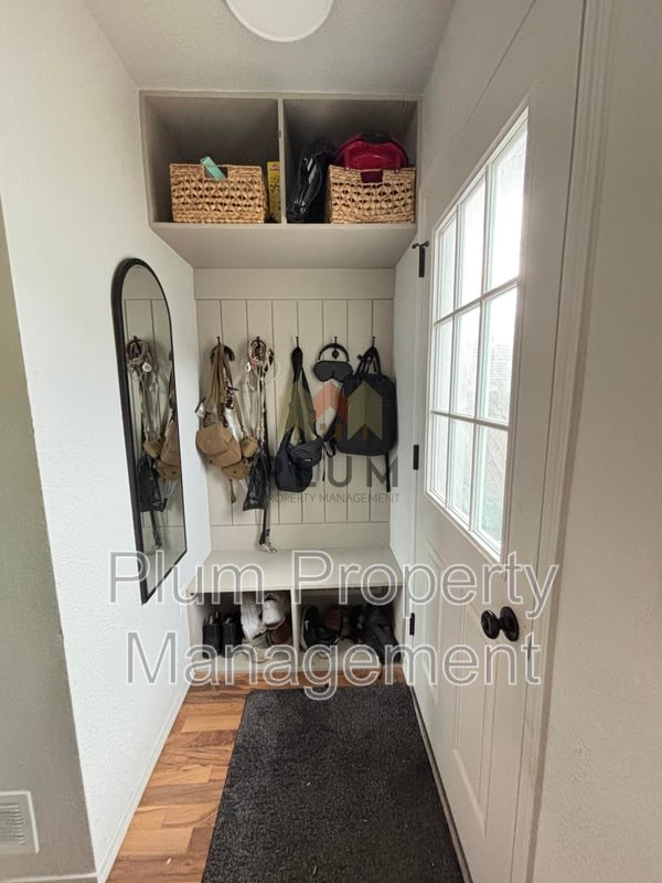 4400 Martindale Way – photo 4