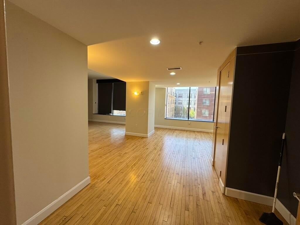 106 N High Street – photo 2