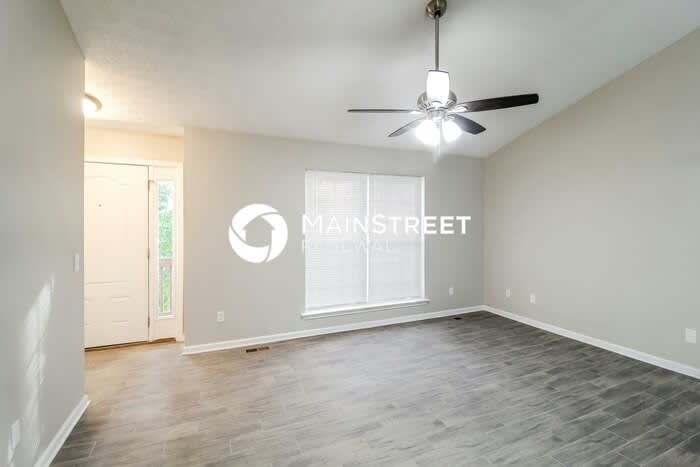 6820 Summit View Drive – photo 4