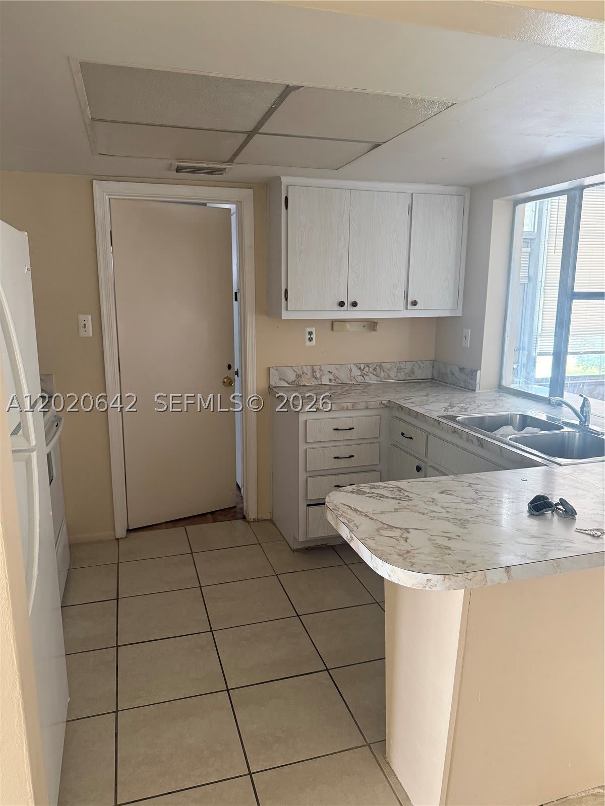 8107 NW 58th Pl – photo 4
