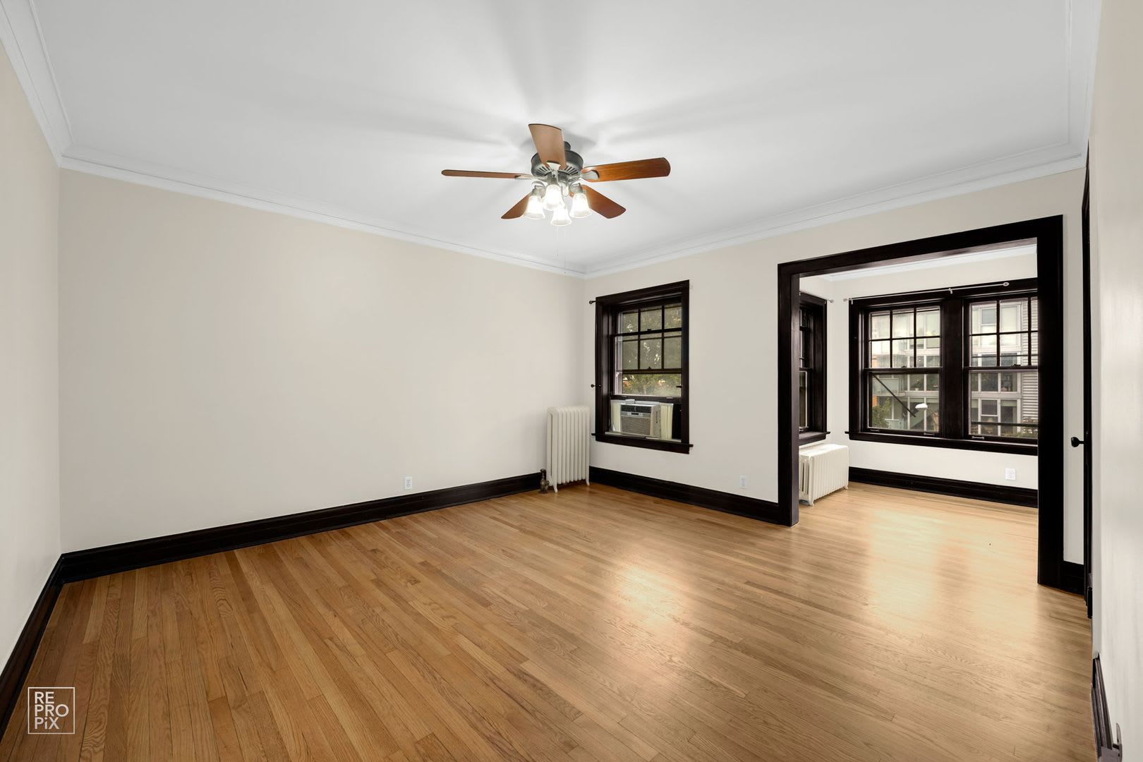 Sweet Oak Park One Bed in a Great Location – photo 3