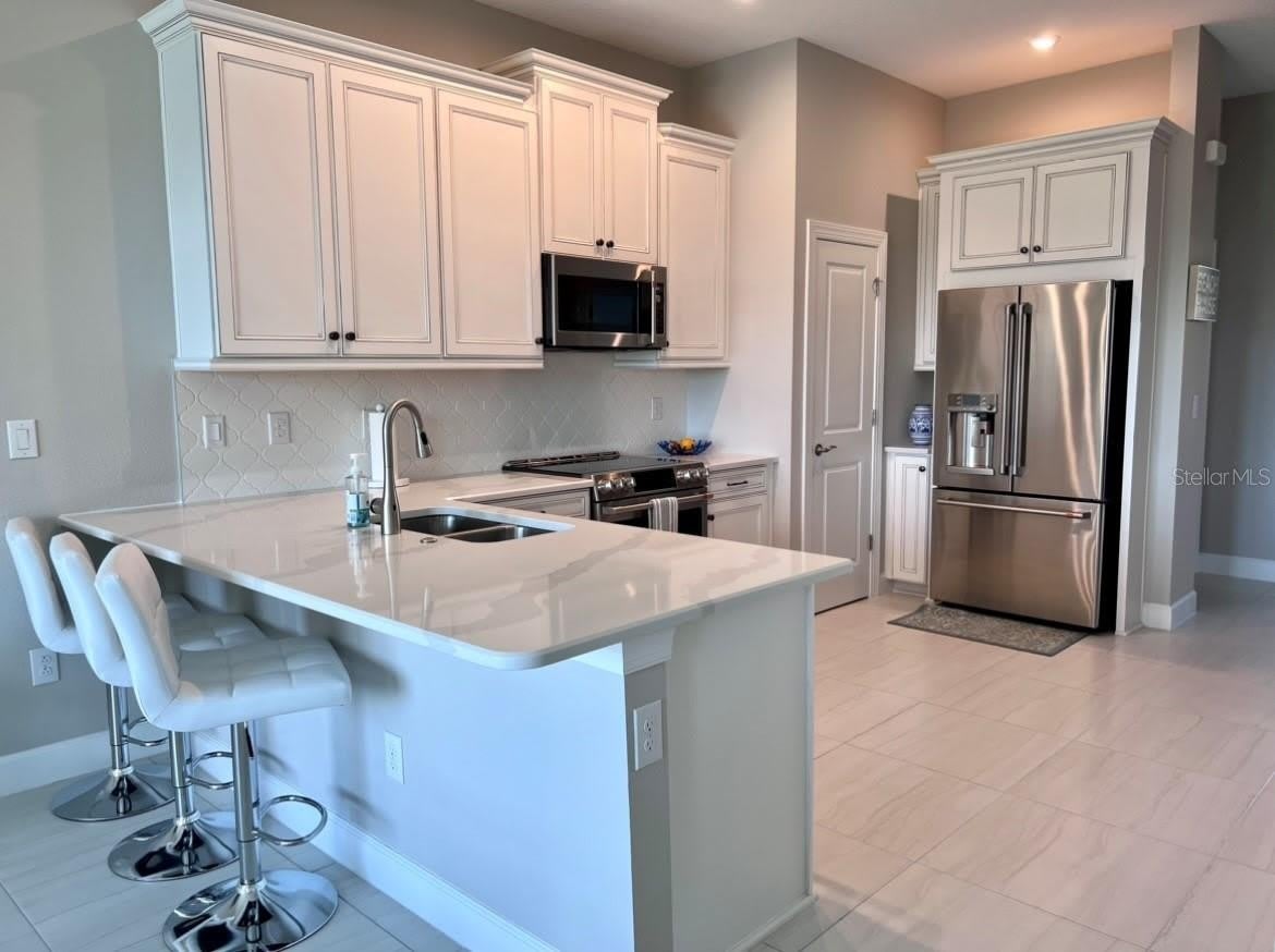 5569 CANNES Circle – photo 1