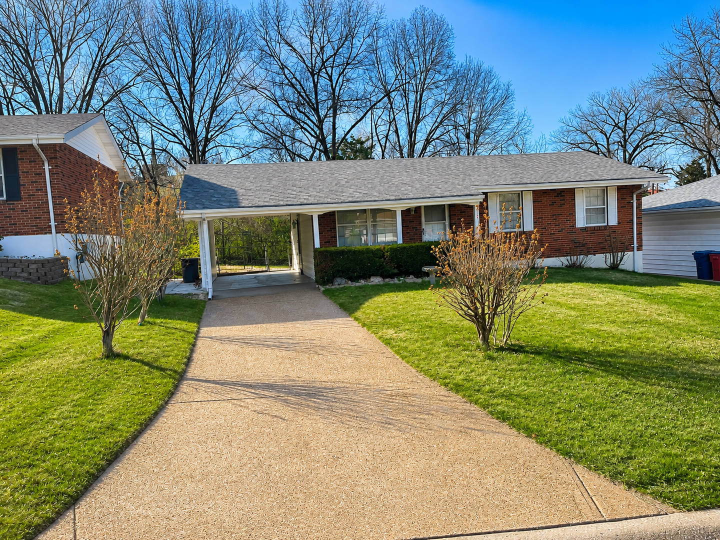 Lindbergh Schools Completely Rehabbed 3 Br 2Ba Available For Rent – photo 1