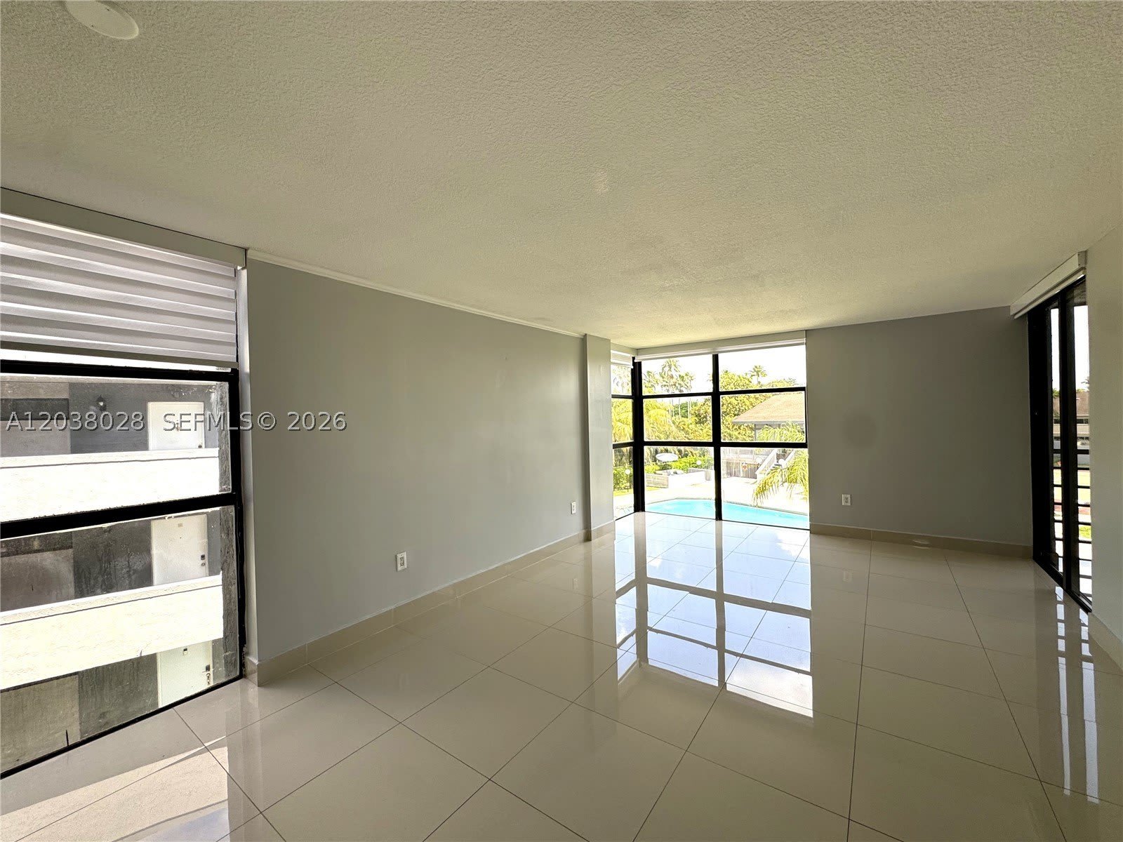 18000 NW 68th Ave – photo 3
