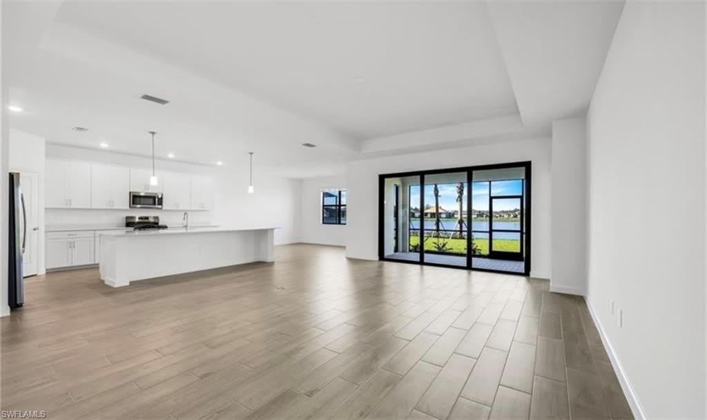 19100 Hanley Blvd – photo 2