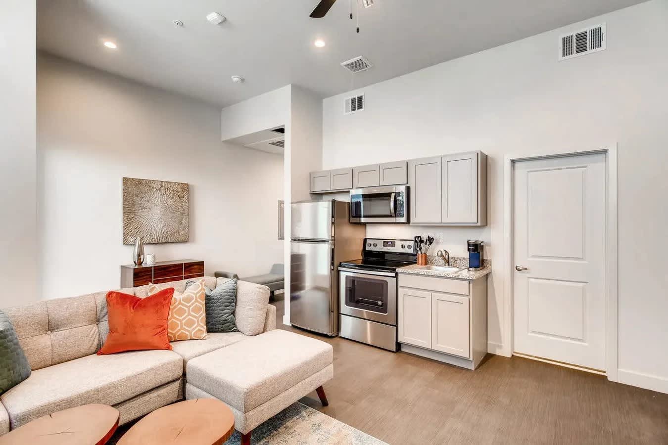 C3 Lofts – photo 2
