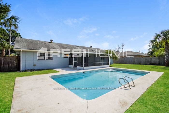 413 Lake Ned Road – photo 2
