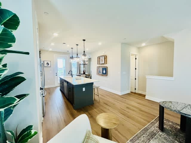 15501 Hamlin Park Dr – photo 5