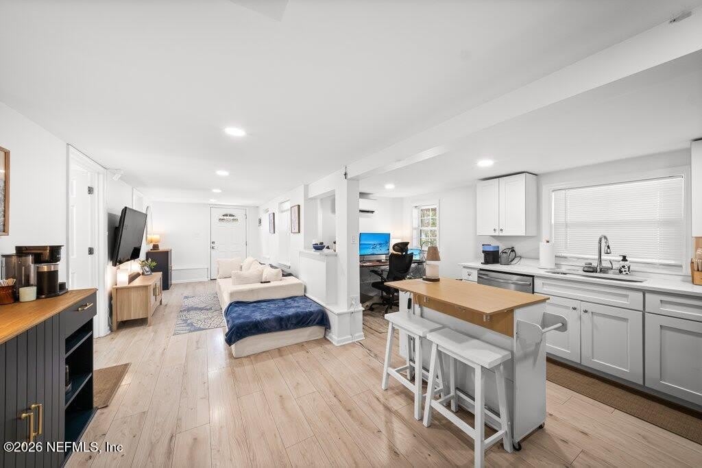 457 7Th Avenue S – photo 3