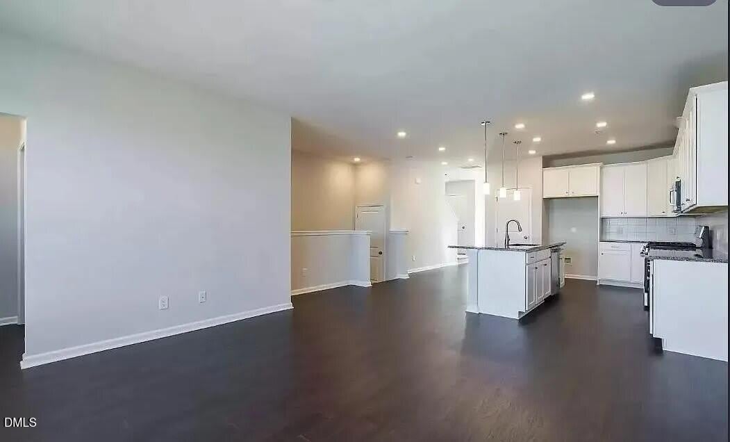 1009 Commack Drive – photo 2