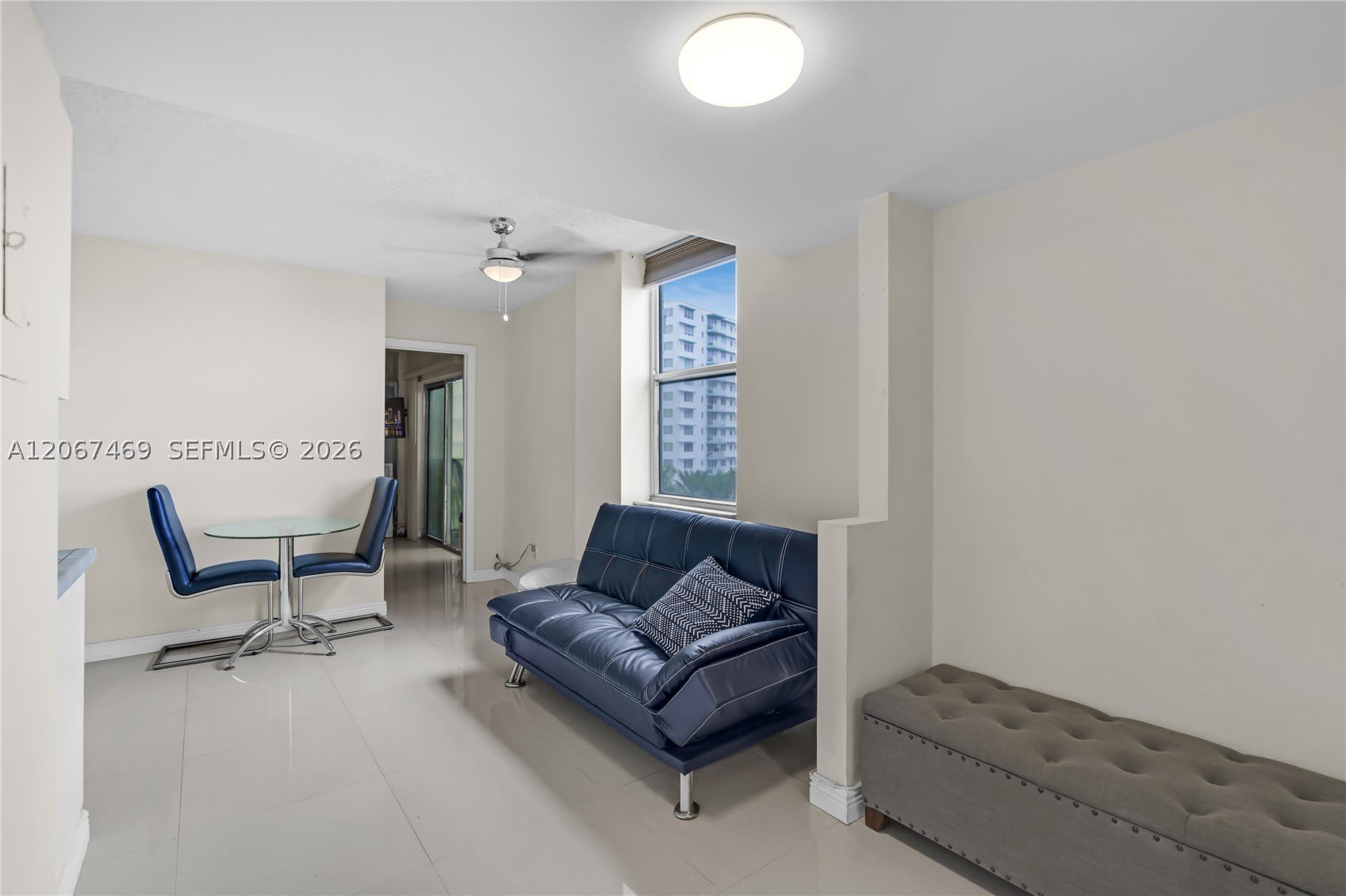 899 West Ave – photo 4