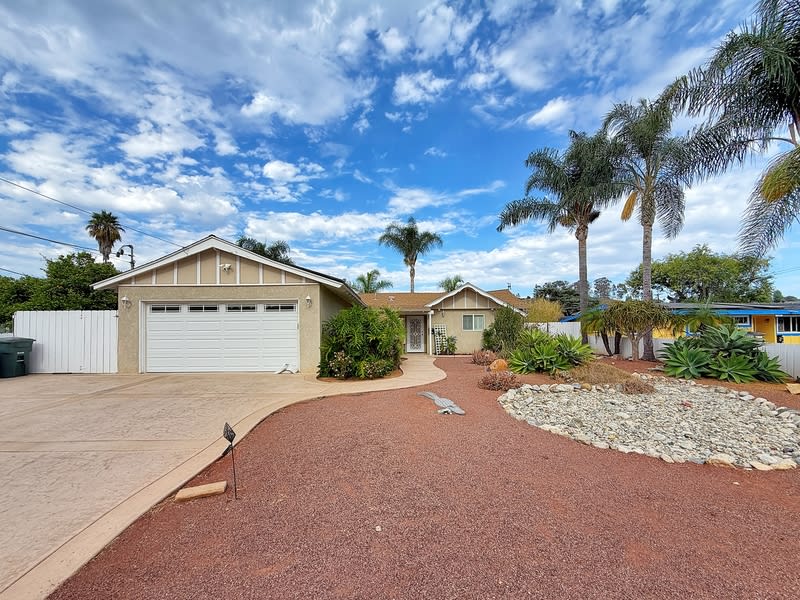 13813 Powers Road – photo 1