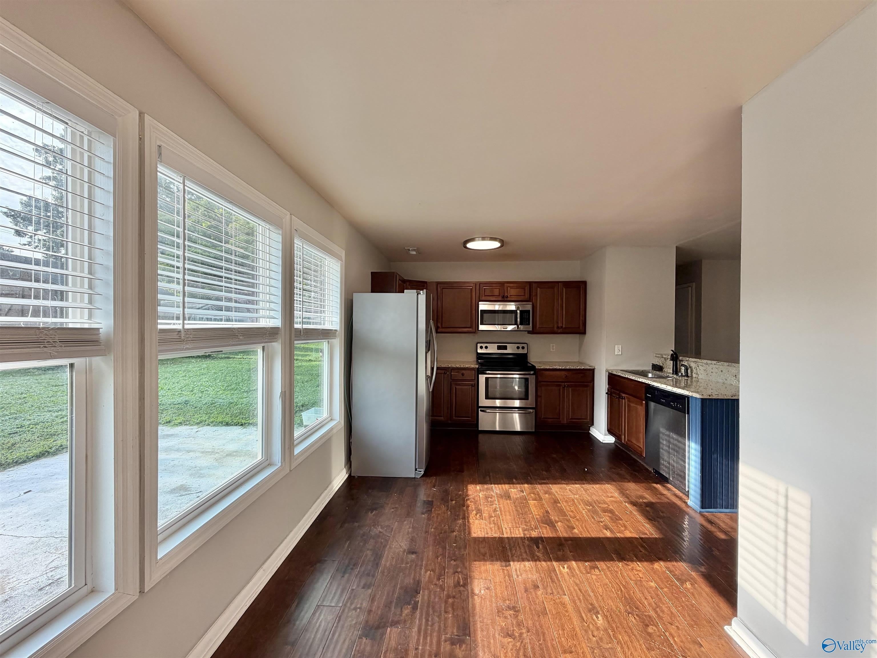 2110 Fernbrook Drive – photo 5