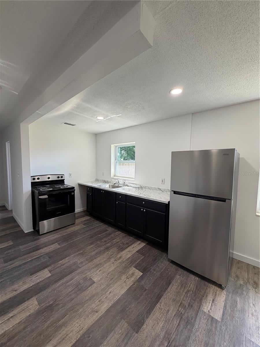 783 ELDRIDGE Street – photo 4