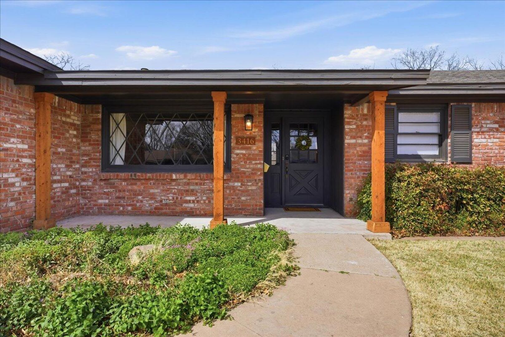 Charming One Of A Kind 4 Bedroom Home – photo 3