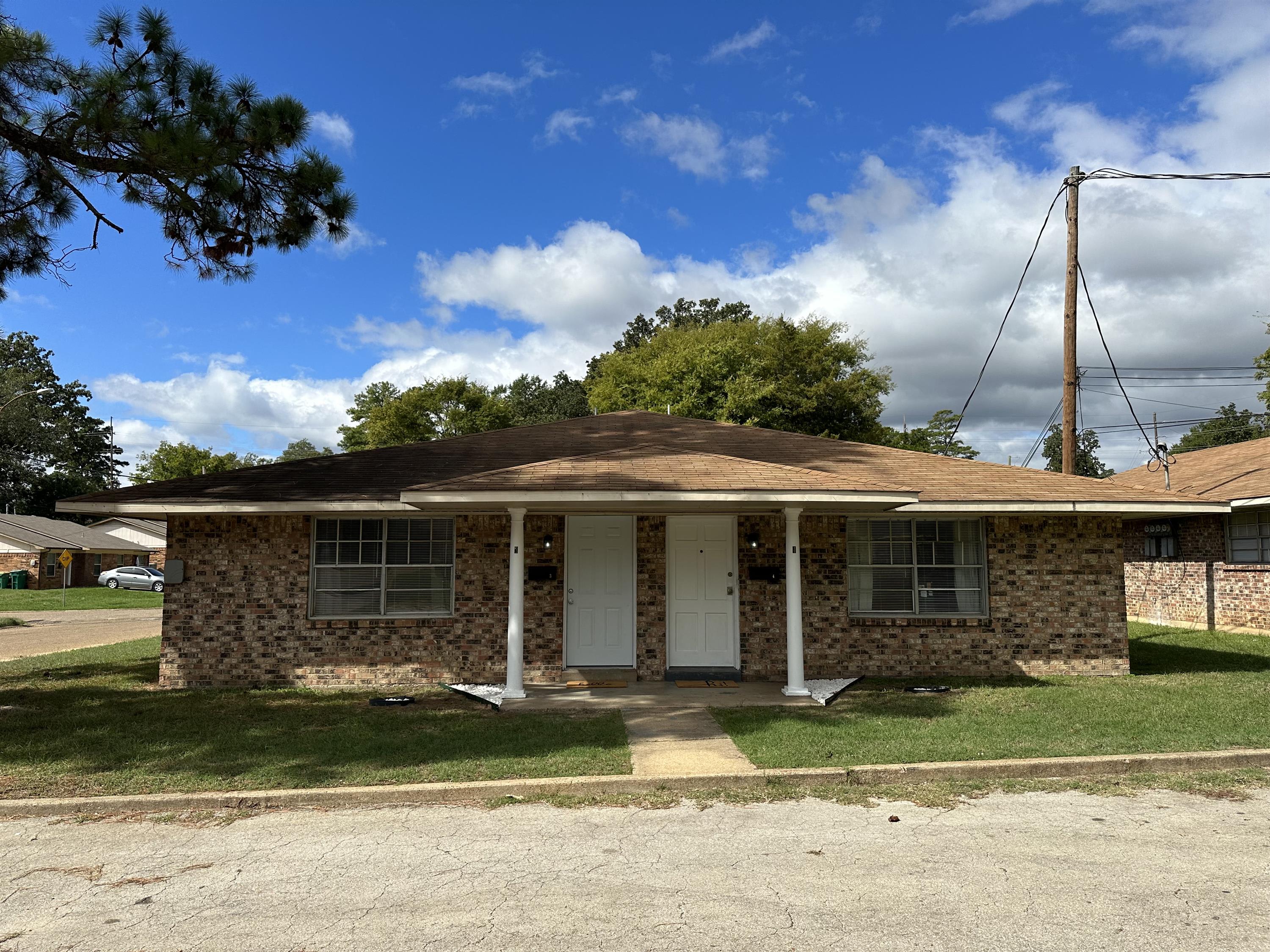 3800 Pine Street – photo 1