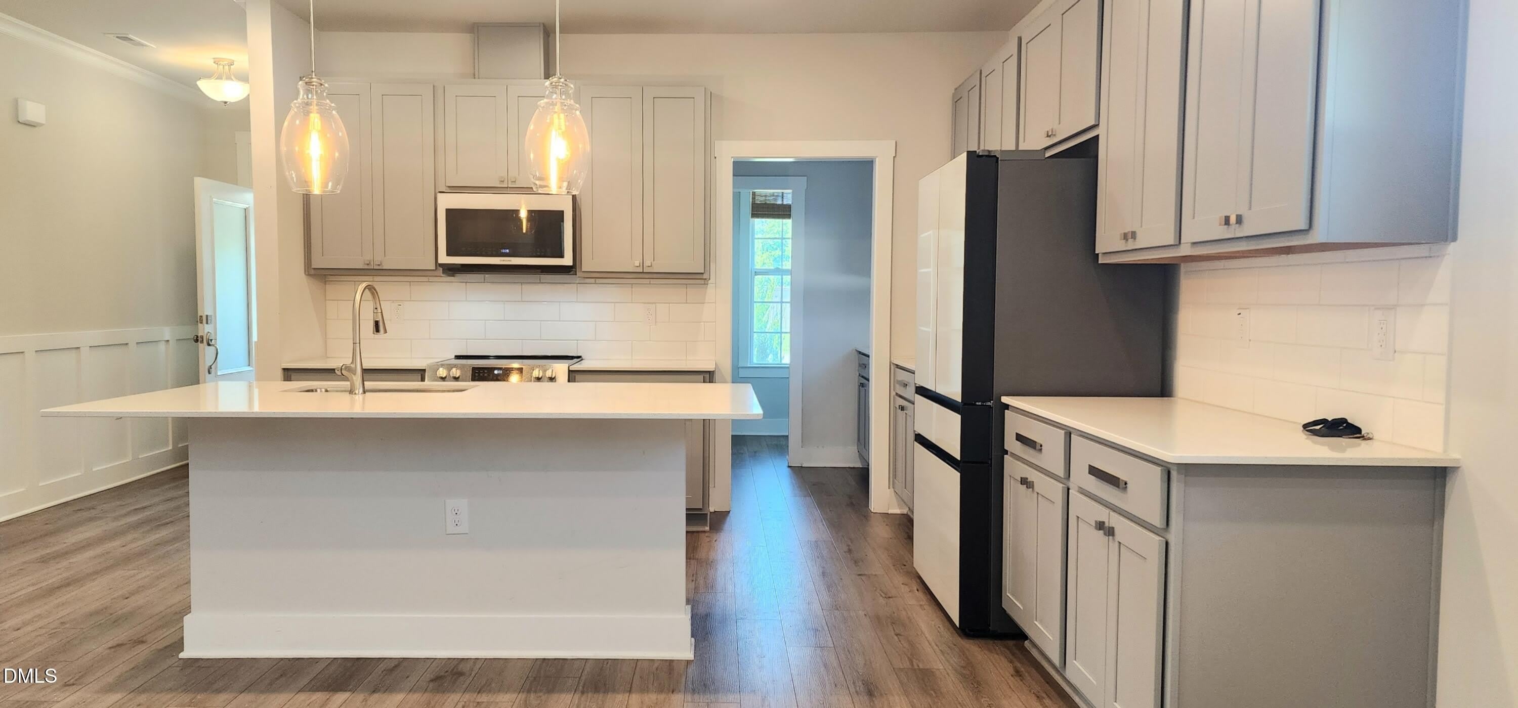 190 Salem Village Drive – photo 2