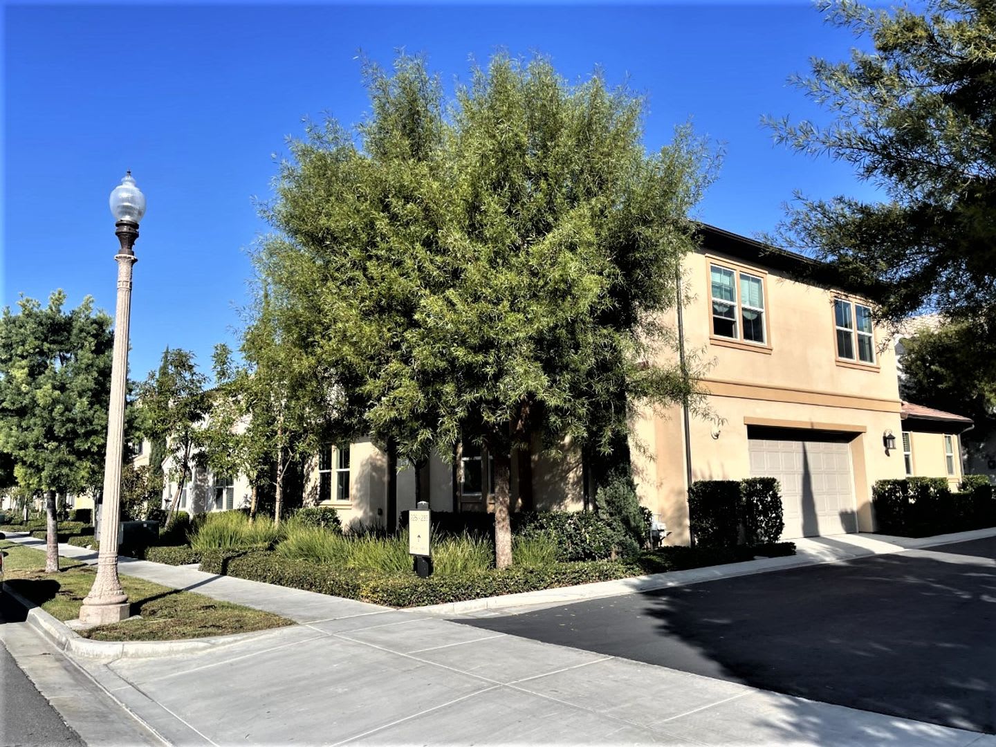 500 Off First Month Spacious 4 Bedroom 3 Bath Condo In Irvine – photo 3