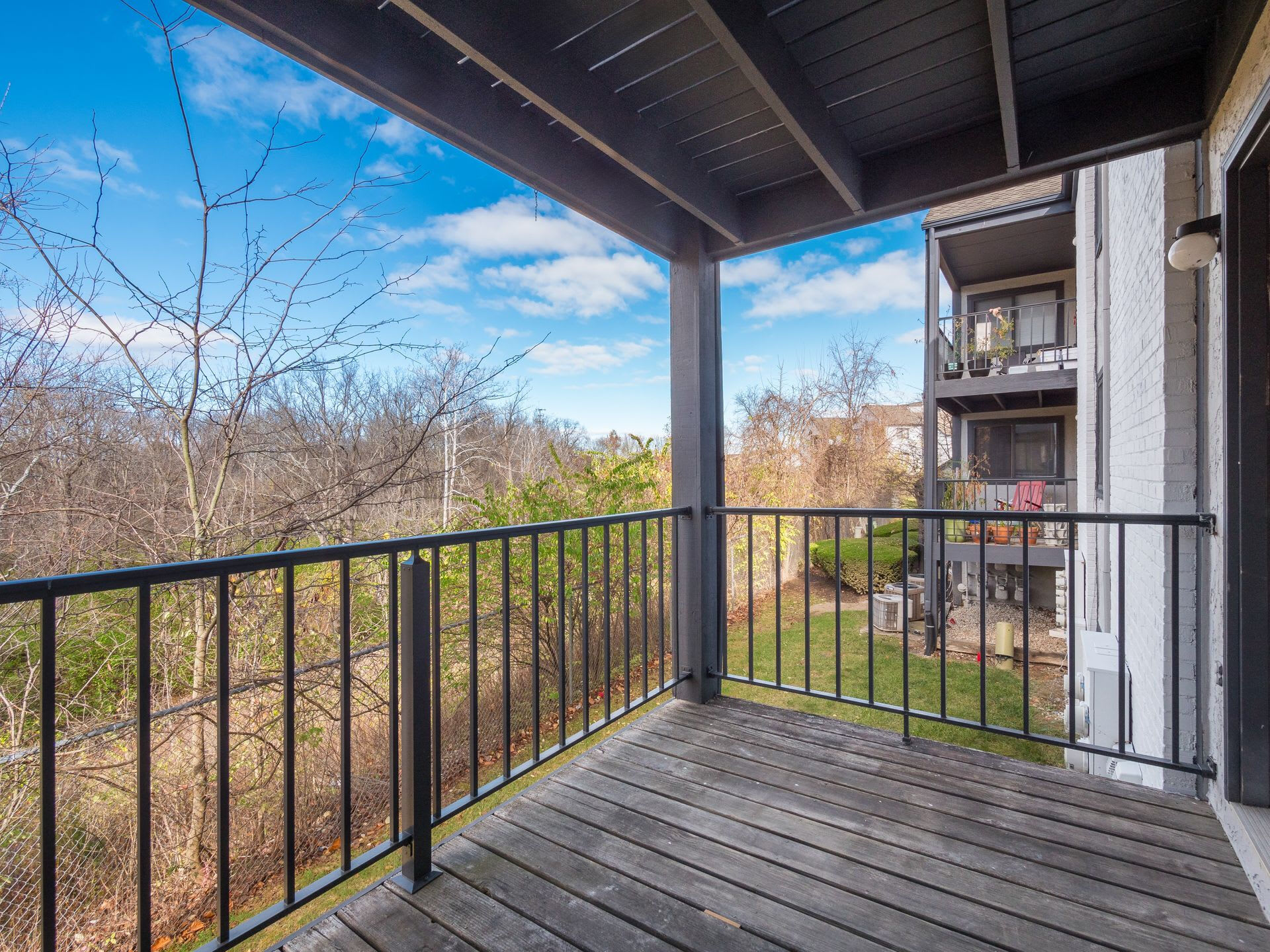Stoney Creek Apartments – photo 3