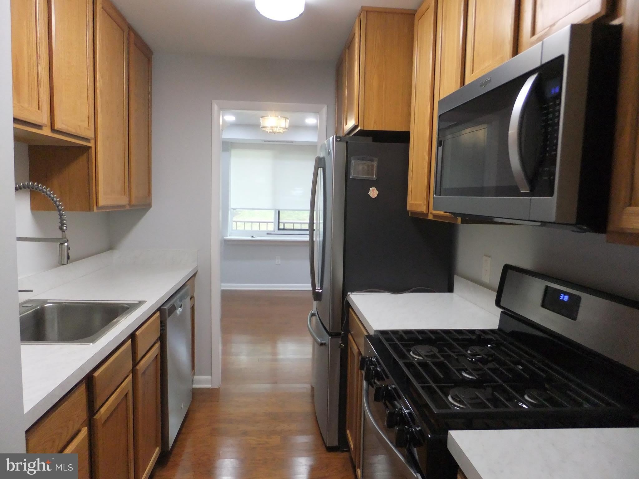 1637 OAKWOOD Drive – photo 4