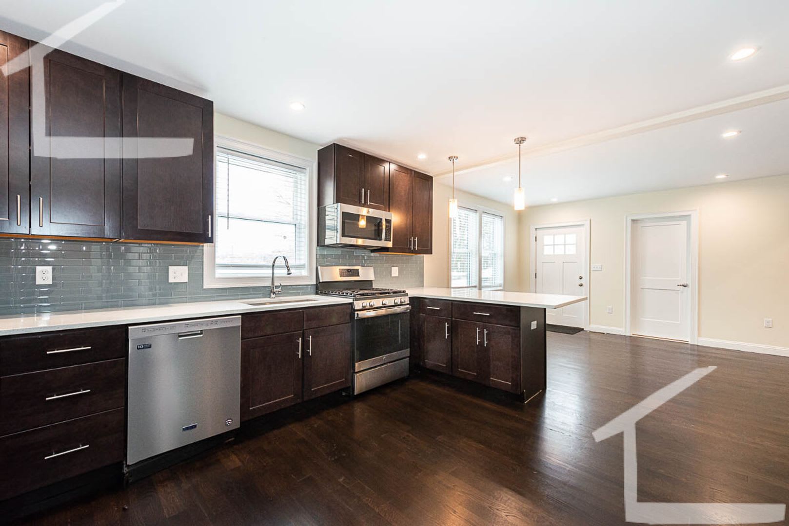 116 Jerome St #120 Medford MA 02155 – photo 1