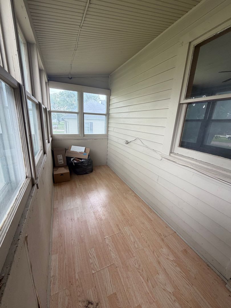 Cozy Two Bedroom In Quiet Avoca – photo 3