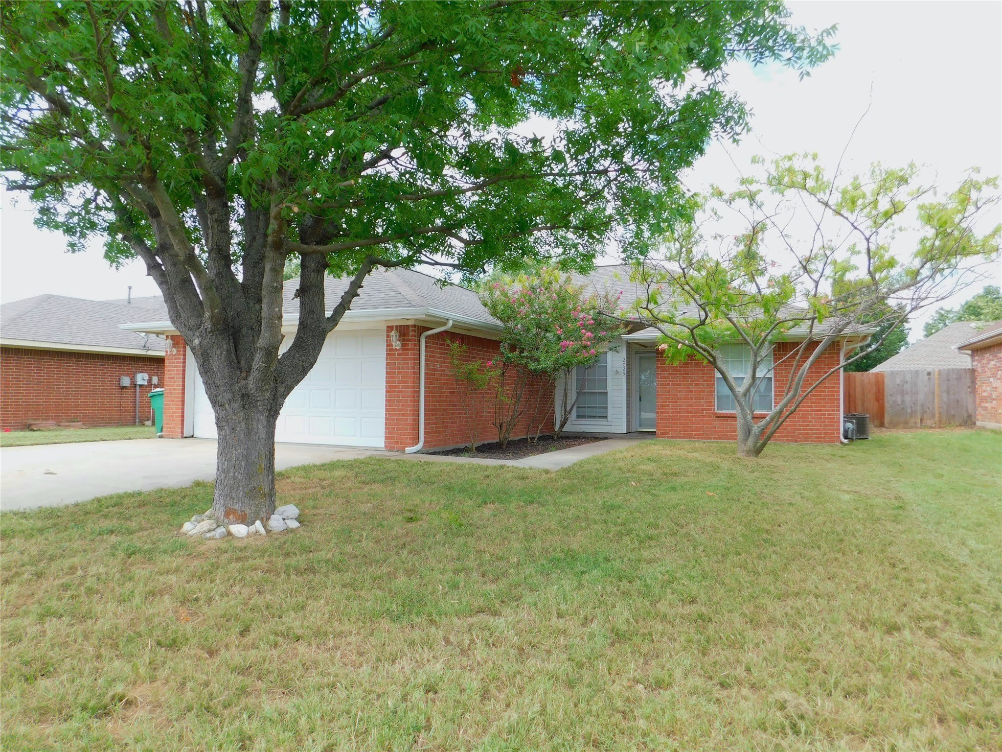 2025 Duck Creek Road – photo 2