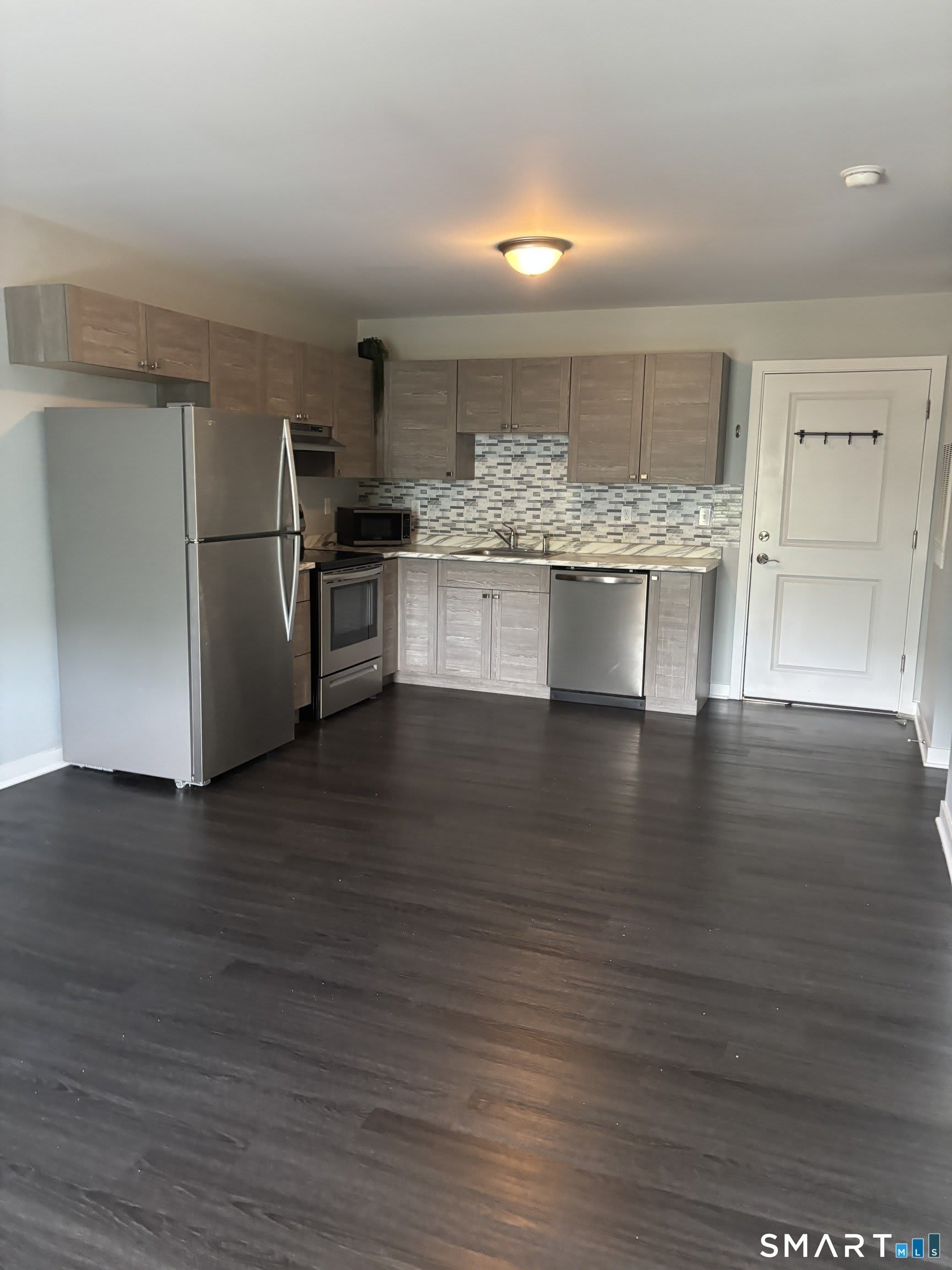 49 Taylor Avenue – photo 3