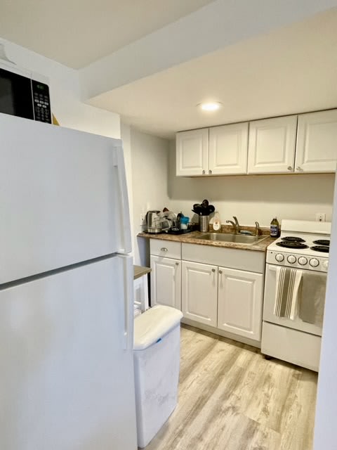 22 Anderson St – photo 5