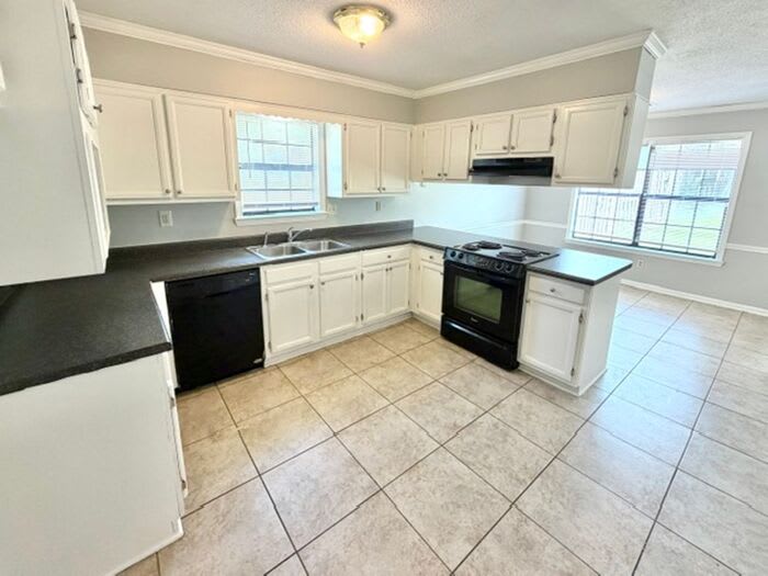 6383 Eastbrier Drive – photo 4