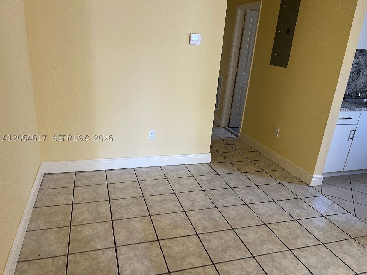 16982 NE 21st Ave – photo 5