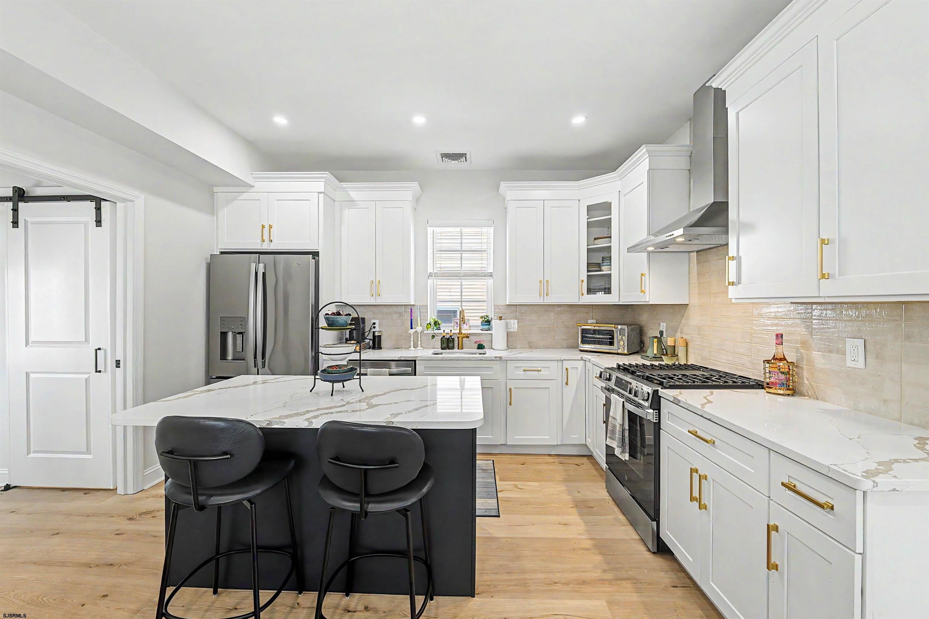 129 N New Haven Ave – photo 4
