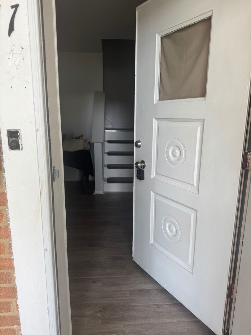 Charming 2-Bedroom Property in Prime Location – photo 4